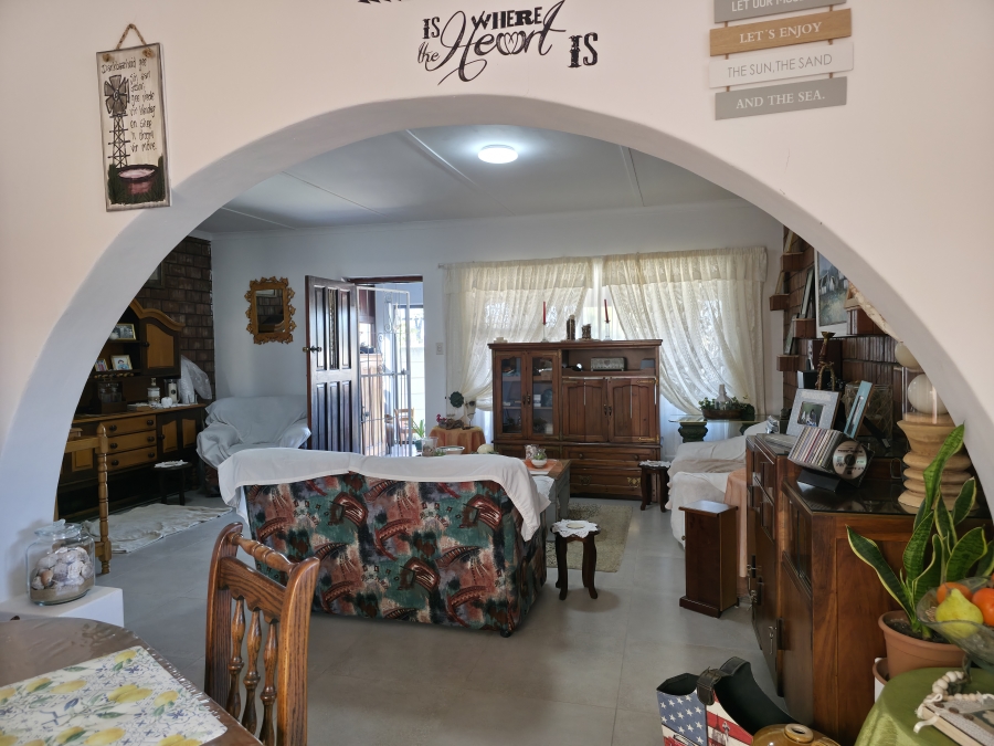 3 Bedroom Property for Sale in Wavecrest Eastern Cape
